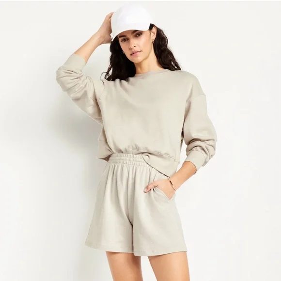 🧸 NWT! 🧸 Old Navy Extra High Waisted SoComfy Sweat Shorts! - Picture 6 of 9